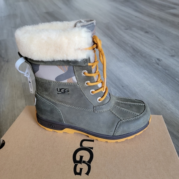 UGG Butte II Camo Snow Leather Boot - Picture 3 of 10
